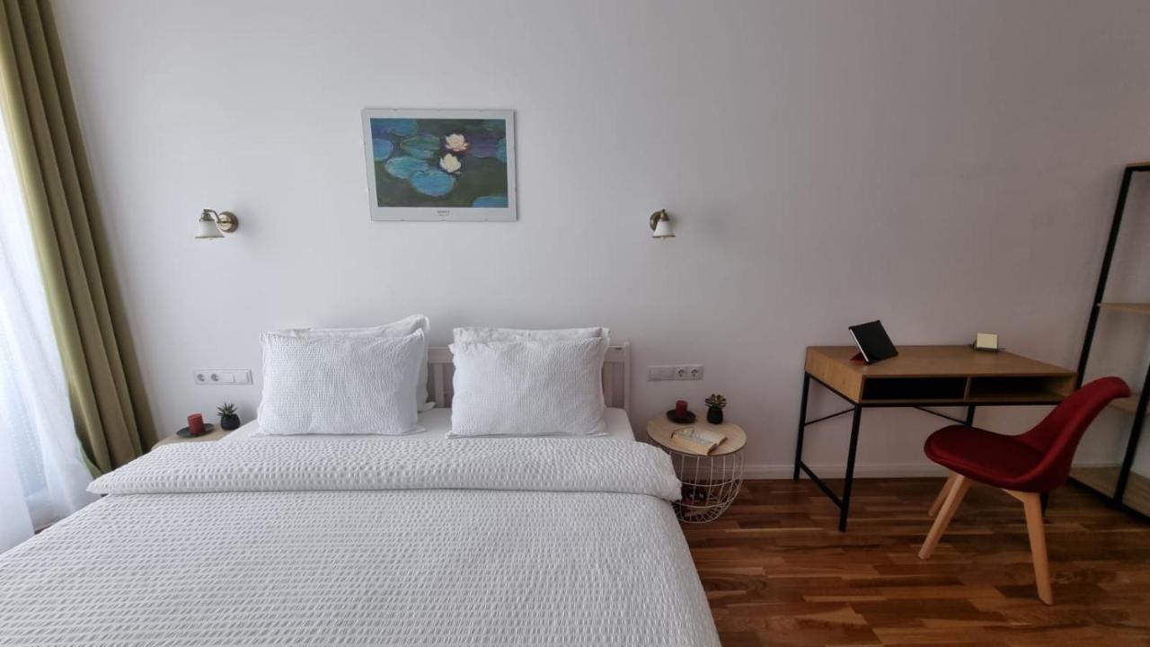 Penthouse Cosmopolit Apartment Брашов Екстериор снимка